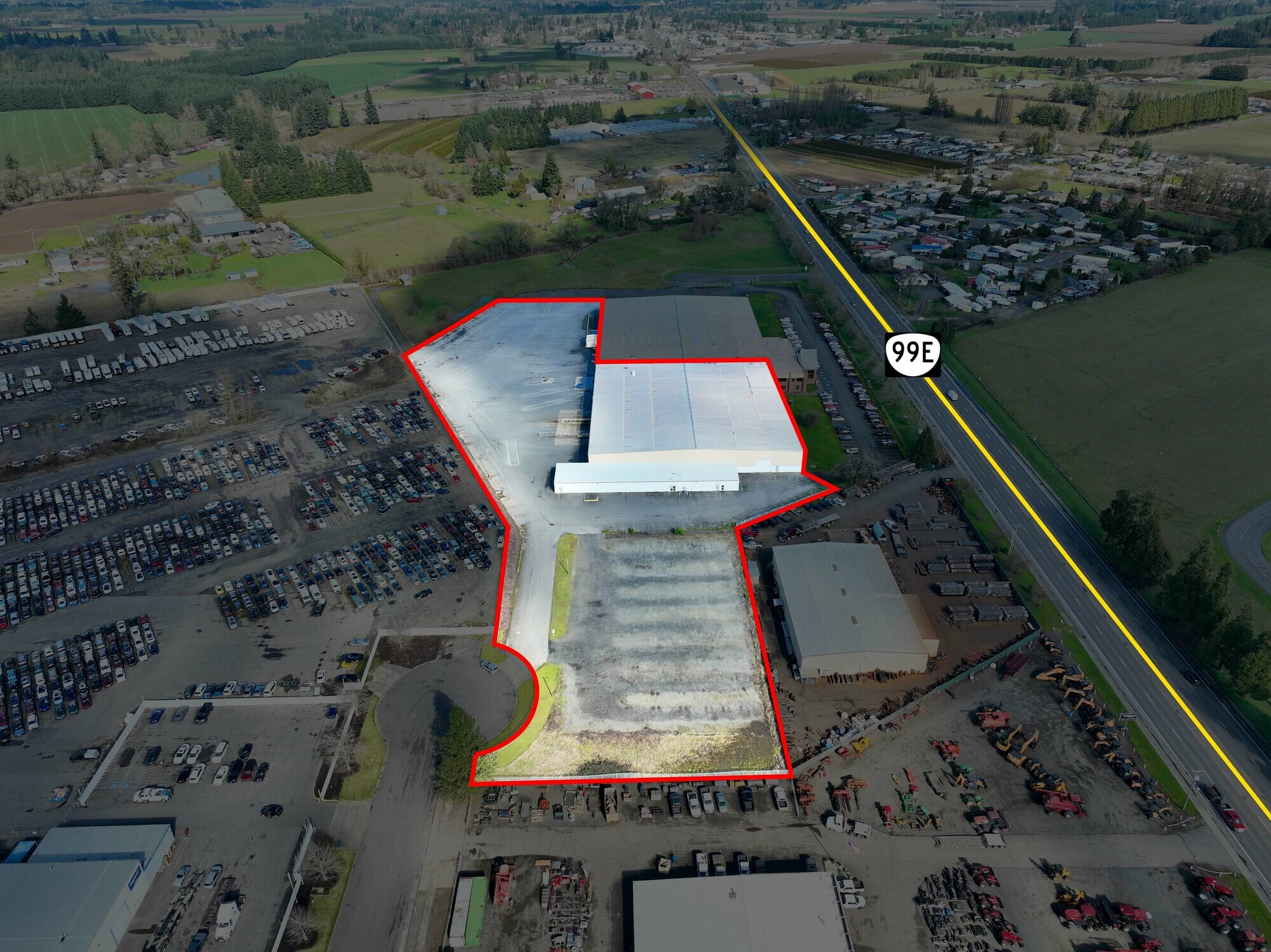 3099 N Pacific Hwy, Woodburn, OR for Rent