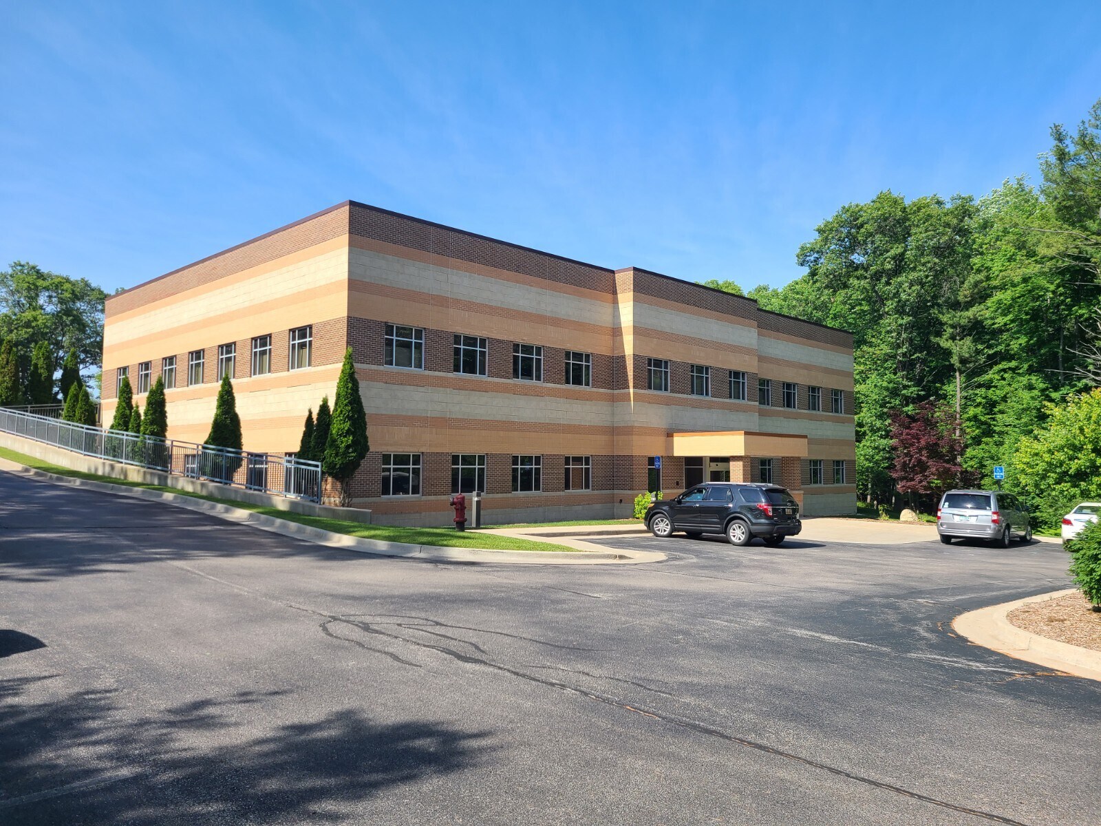 1250 Mercy Dr Muskegon, MI 49444 Office Property for Lease on