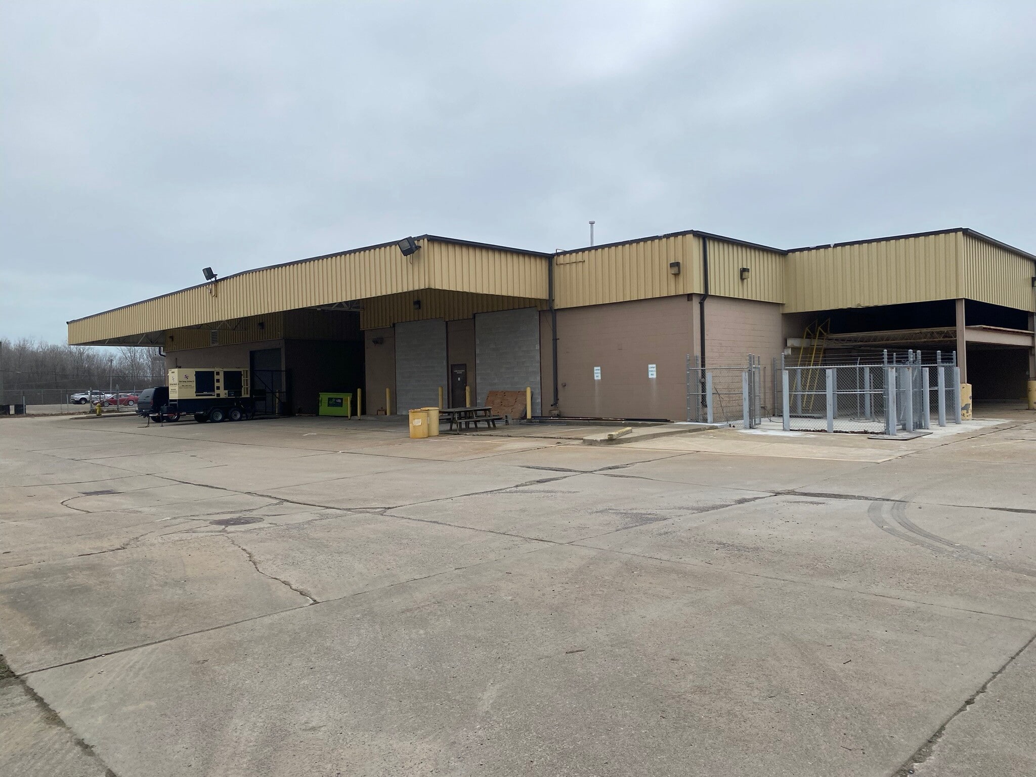 25325-25371 Henry B Joy Blvd, Harrison Township, MI for Rent