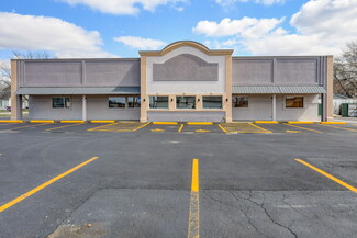 Taylorville, IL Freestanding - 102 E Park St