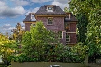 Seattle, WA Apartments - 1425 E Prospect St