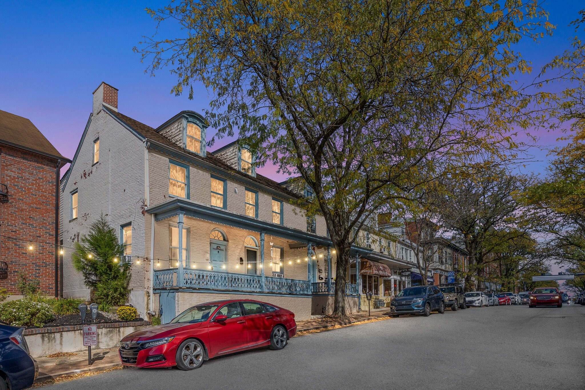 125 W State St, Kennett Square, PA for Sale