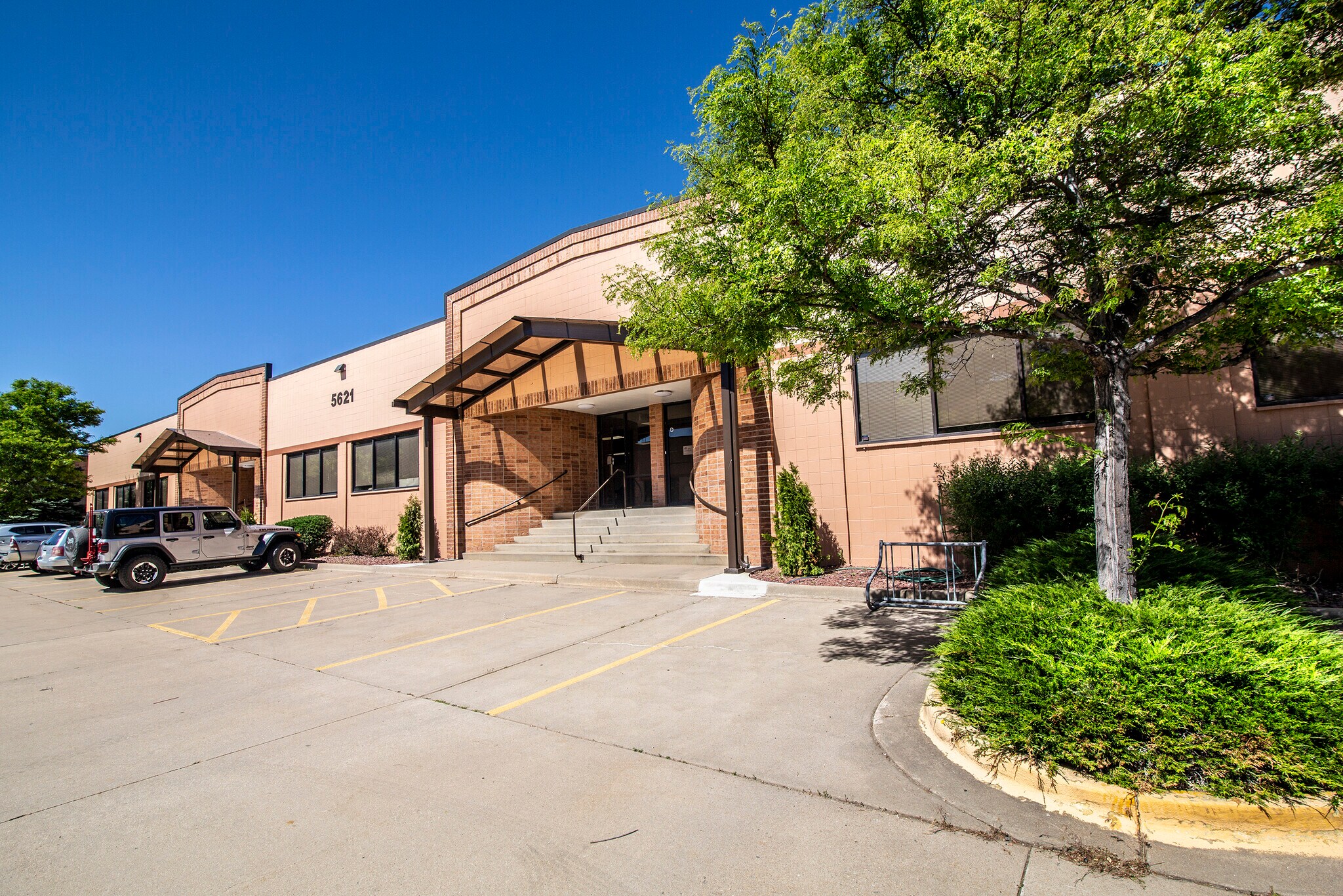 5621 Arapahoe Ave, Boulder, CO for Rent