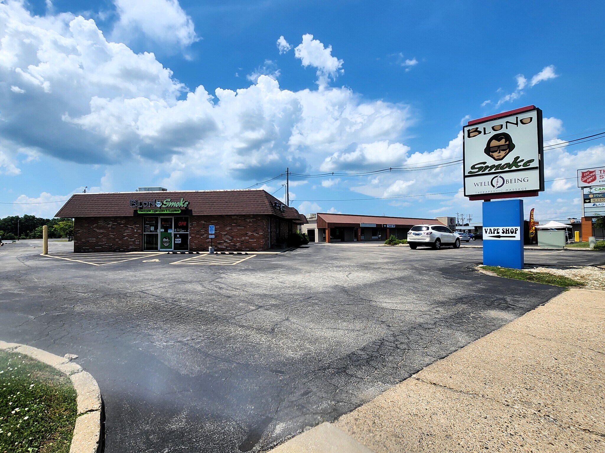 2891 N Water St, Decatur, IL for Rent