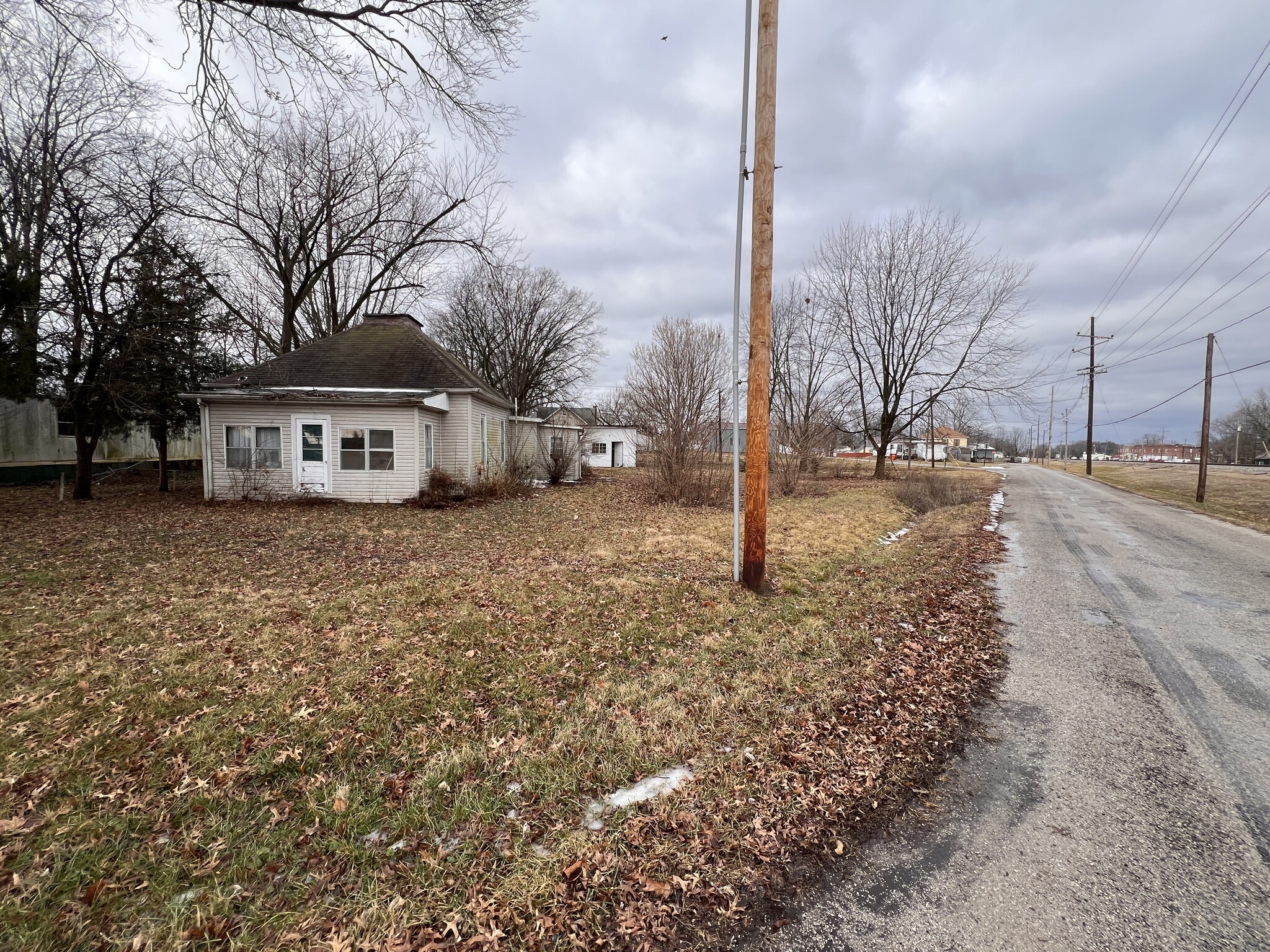 408 S Grace St, Marissa, IL for Sale