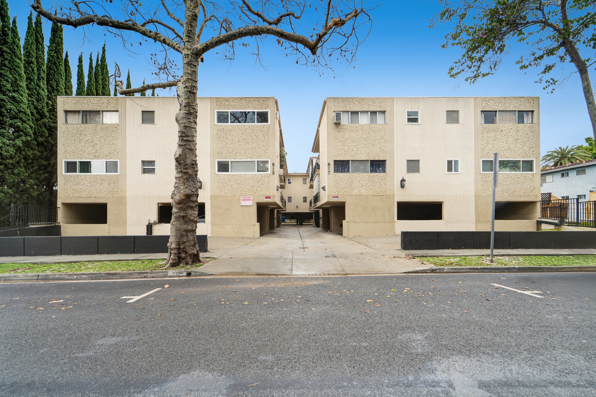 813-817 Westbourne Dr, West Hollywood, CA for Sale