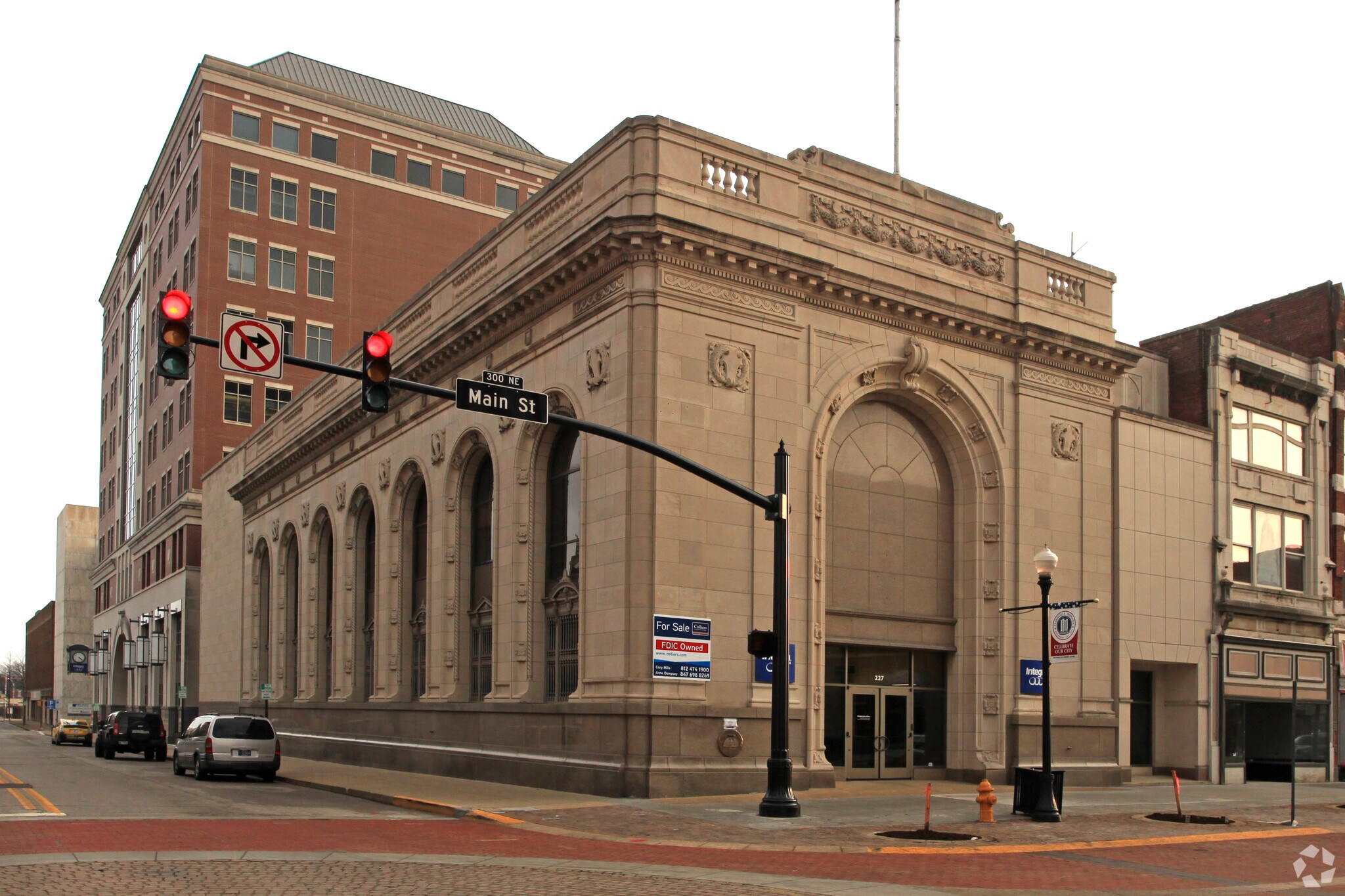 225-227 Main St, Evansville, IN for Rent