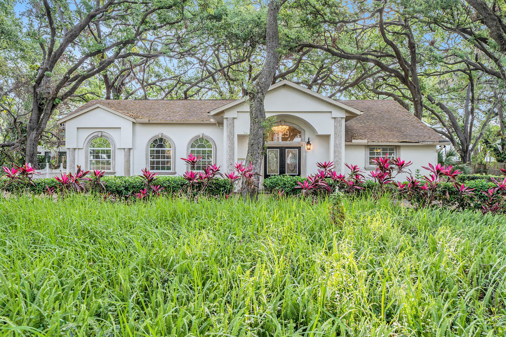 329 Pauls Dr, Brandon, FL for Sale