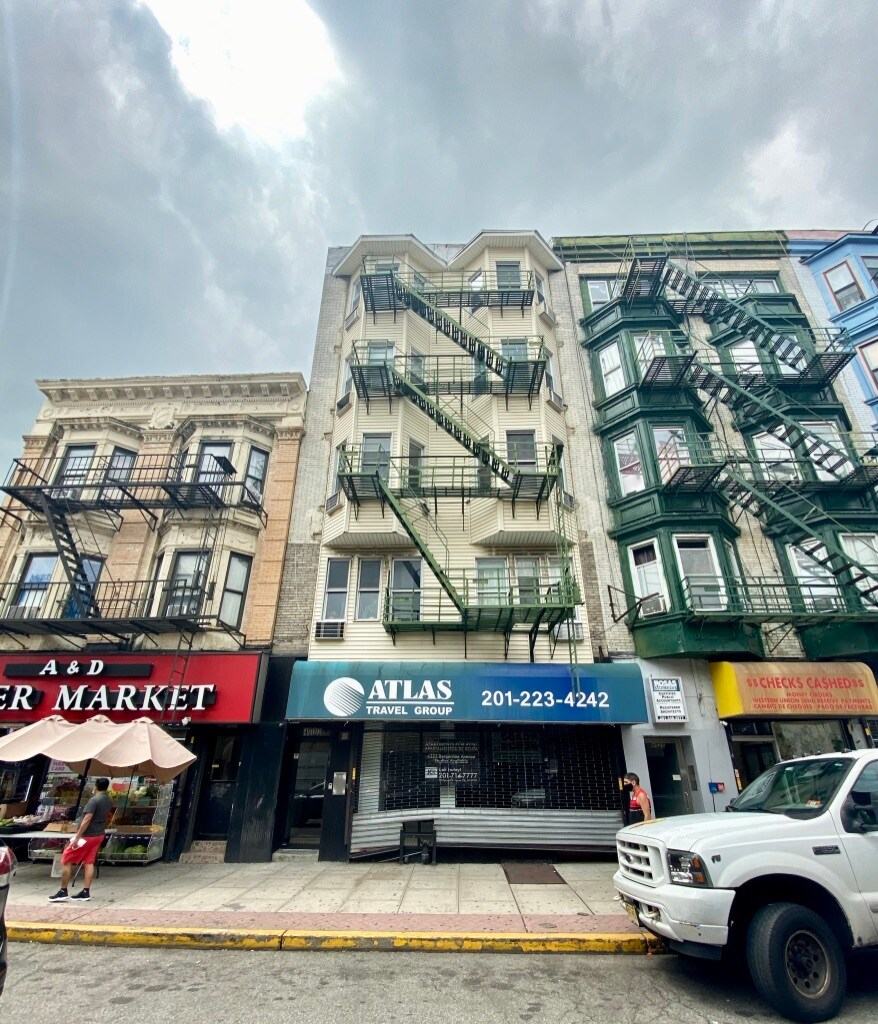 4523 Bergenline Ave Union City, NJ 07087 MultiFamily Property for