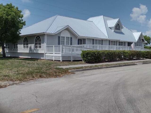 506 SW 47th Ter, Cape Coral, FL for Sale