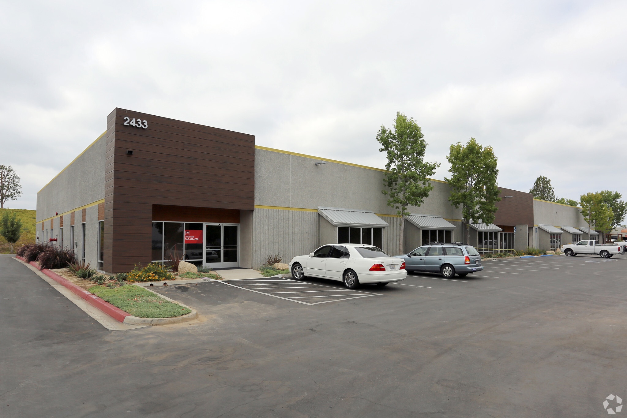 2431-2433 Impala Dr, Carlsbad, CA for Rent