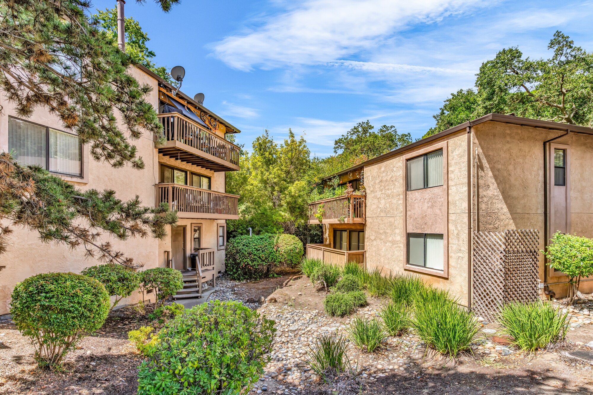 301 Country View Ln, Pleasant Hill, CA for Sale
