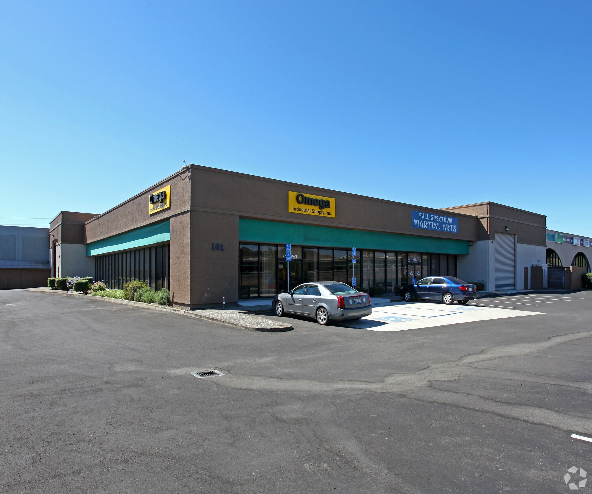 101 Grobric Ct Fairfield, CA 94534 Retail Property for Lease on