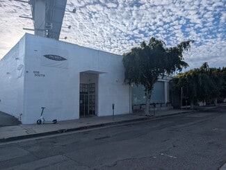 Los Angeles, CA Storefront Retail/Office - 506 S San Vicente Blvd