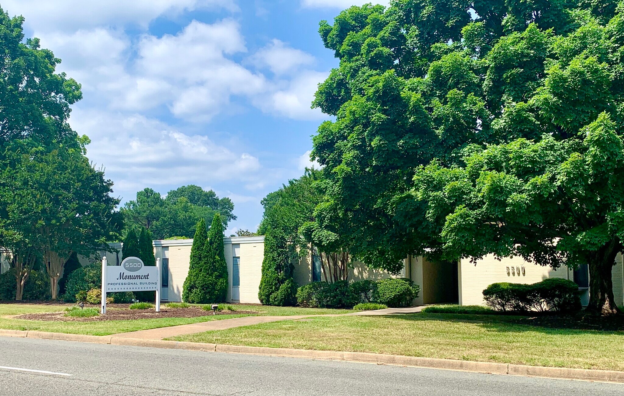 5500 Monument Ave, Richmond, VA for Rent