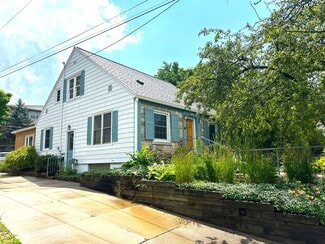East Lansing, MI Office/Residential - 415 W Grand River Ave