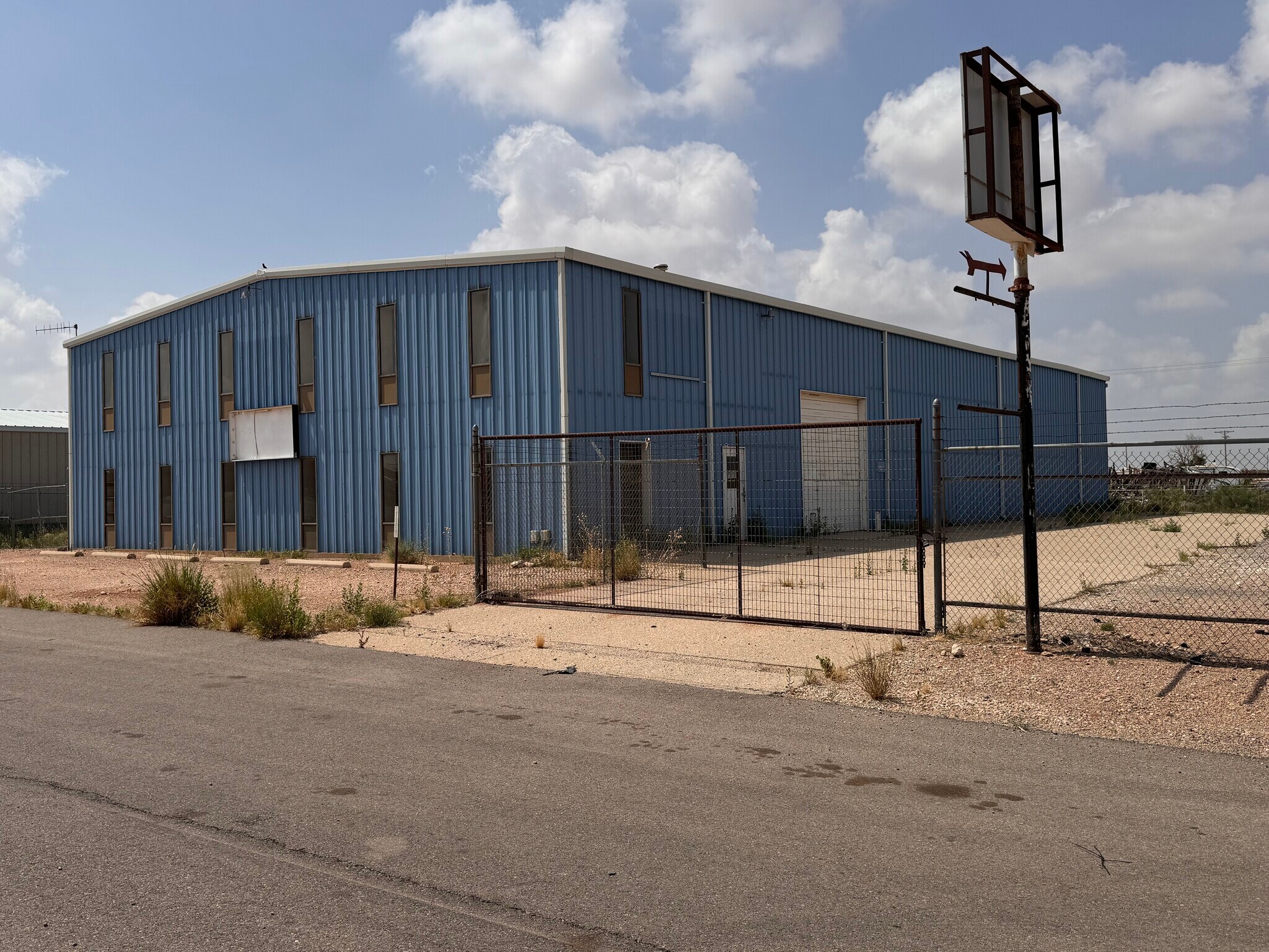 11357 Lovington Hwy, Artesia, NM for Sale