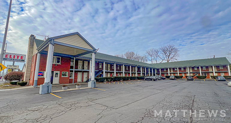 1122 E 162nd St, South Holland, IL for Sale