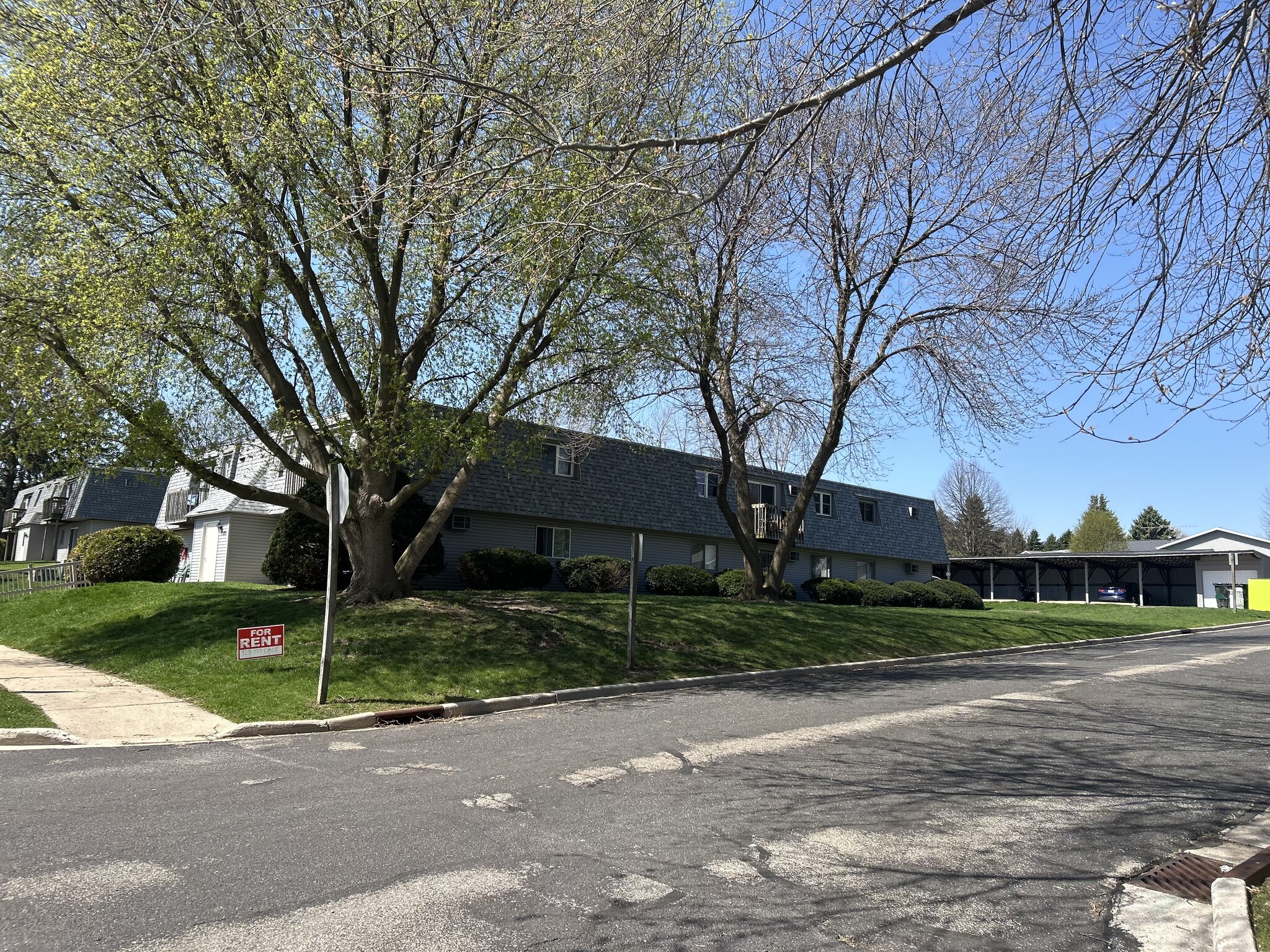 201 Weed St, Fox Lake, WI for Sale
