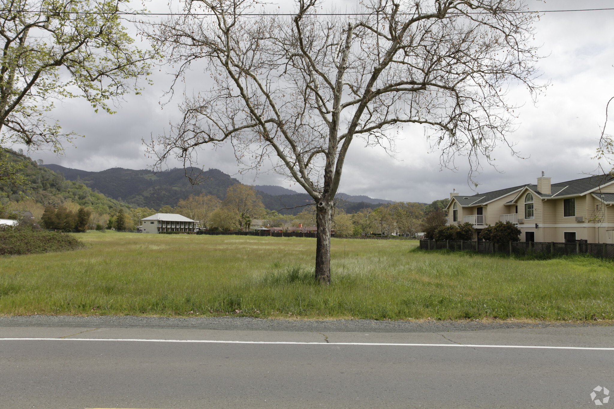 33 Brannan St, Calistoga, CA for Sale