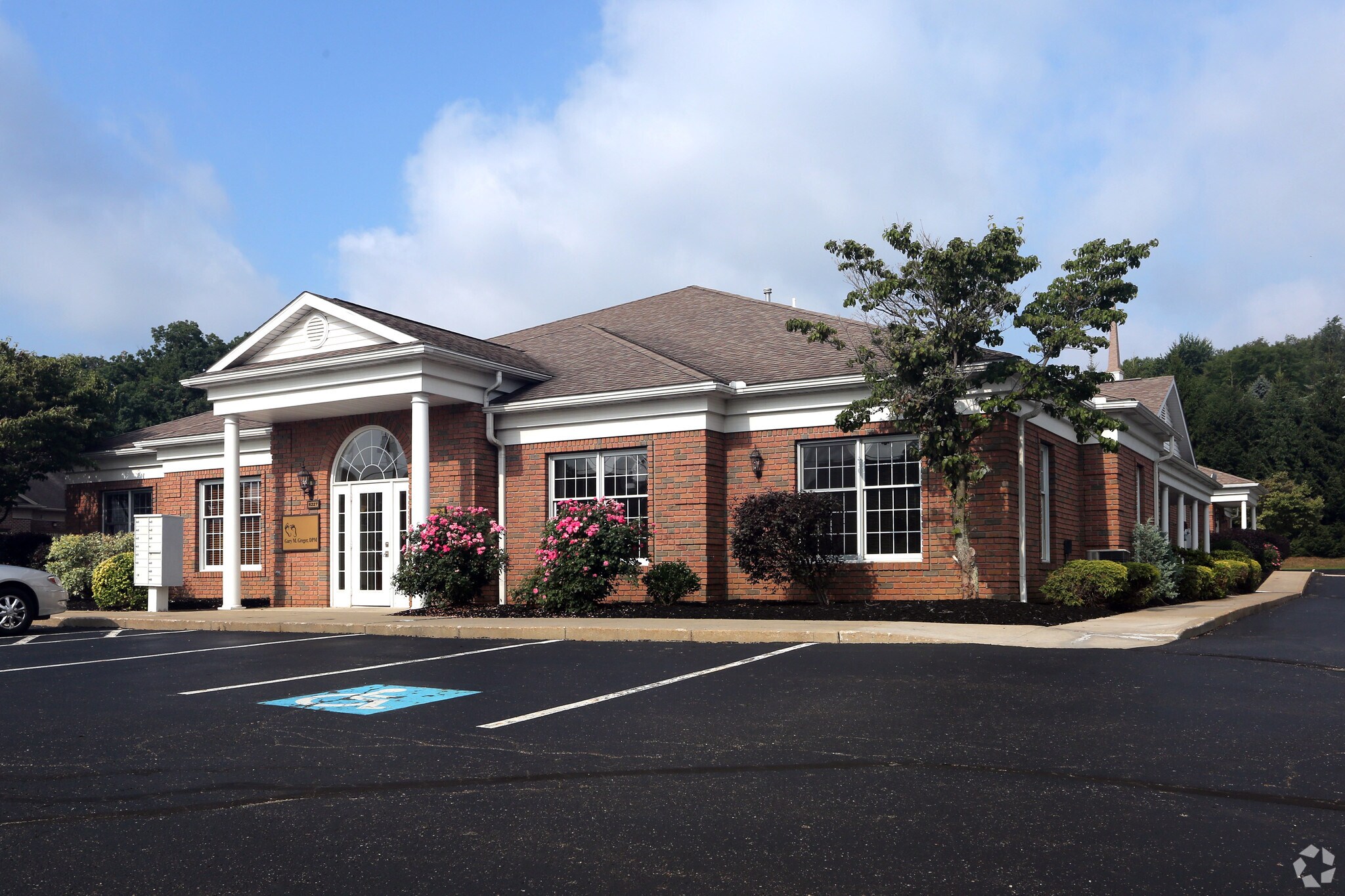 6215-6243 Frank Ave, North Canton, OH for Sale