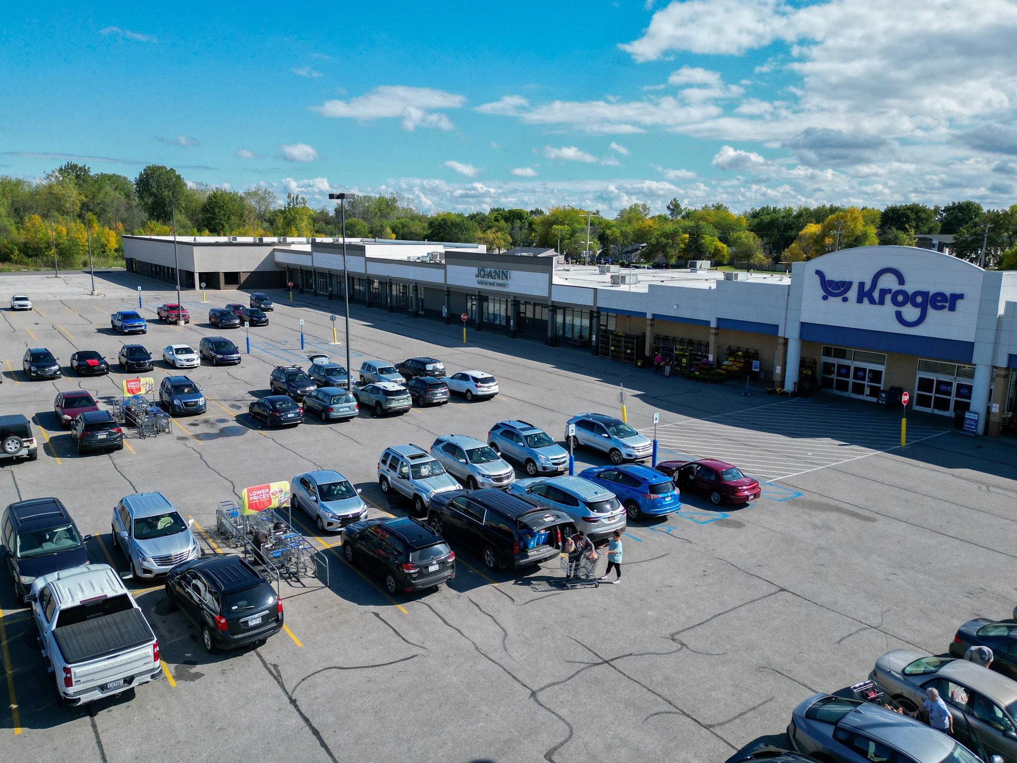 2906-2992 Center Ave, Essexville, MI for Rent