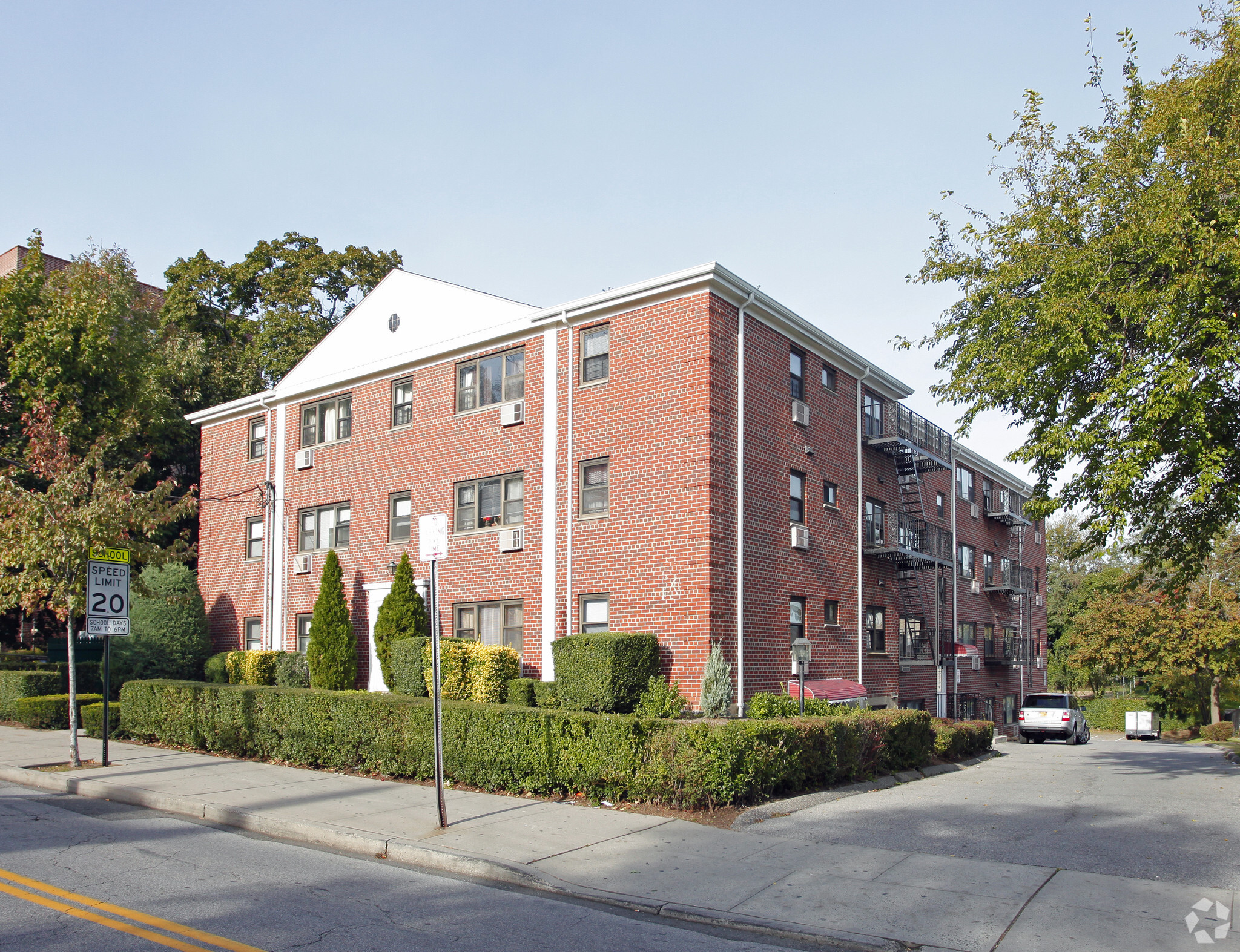 260 Centre Ave, New Rochelle, NY for Sale