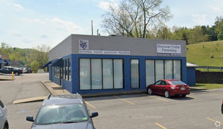 909 Morgantown Ave, Fairmont, WV for Rent