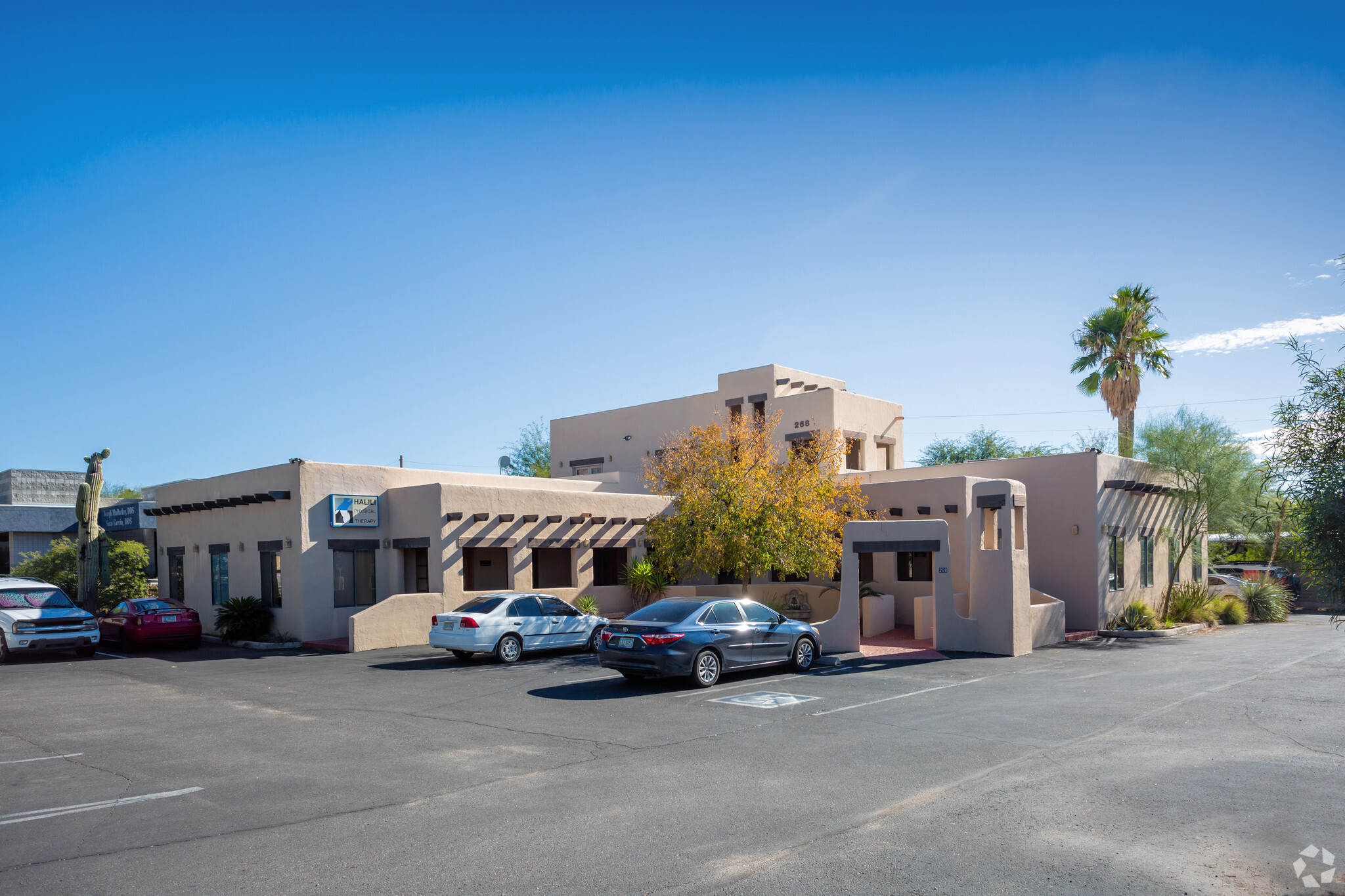 268 E River Rd, Tucson, AZ for Rent