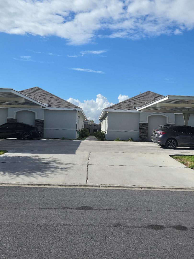 2104 Stauffer St, Weslaco, TX for Sale