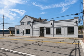 North Providence, RI Restaurant - 1058 Charles St