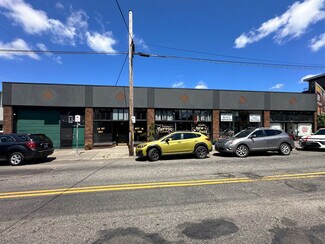 4815-4831 SE Division St