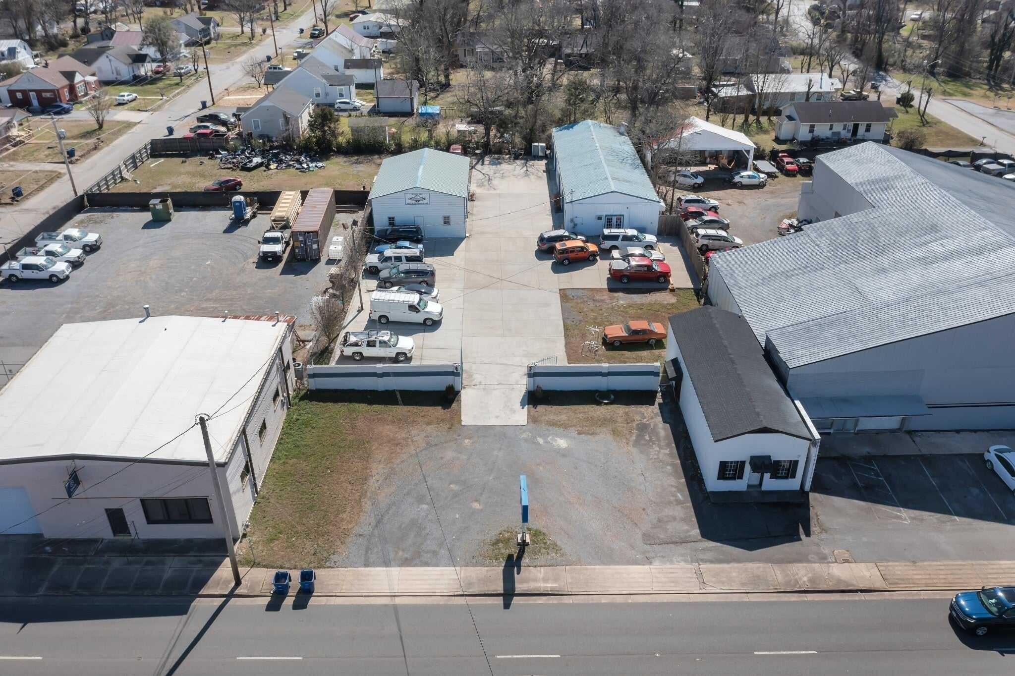 504 E Depot St, Shelbyville, TN for Sale