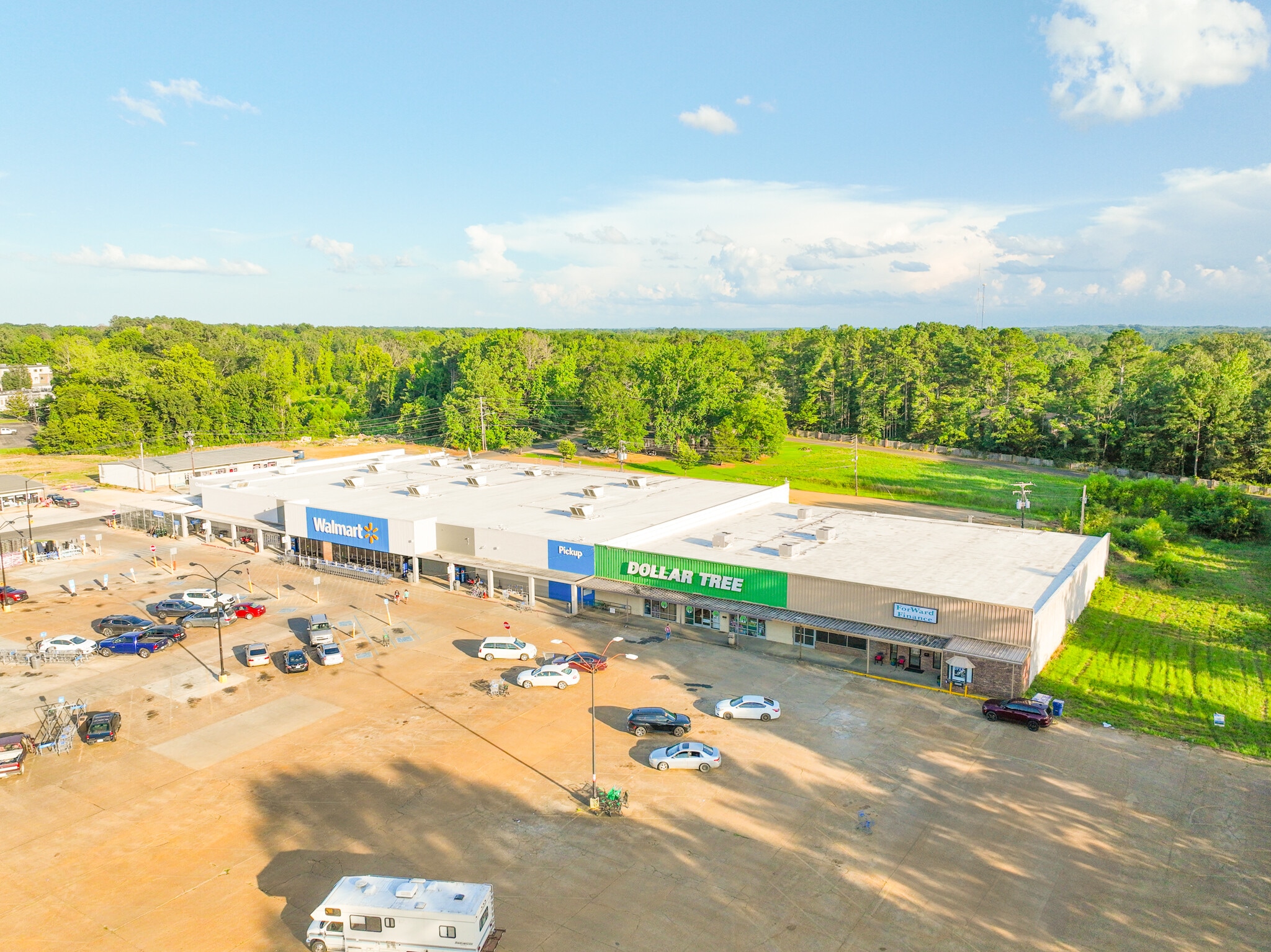 658 E Madison St, Houston, MS for Rent