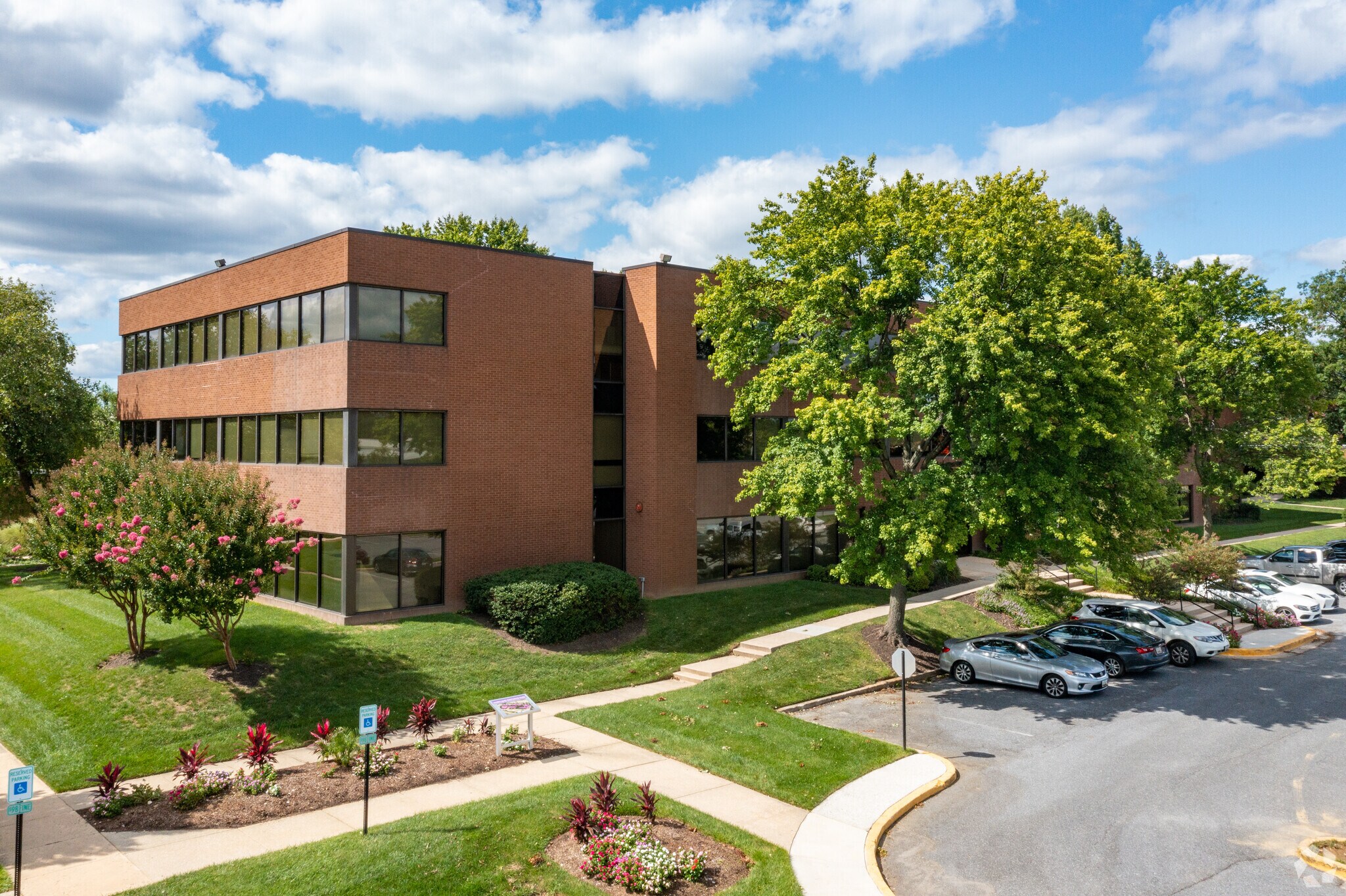 8600 LaSalle Rd, Towson, MD for Rent