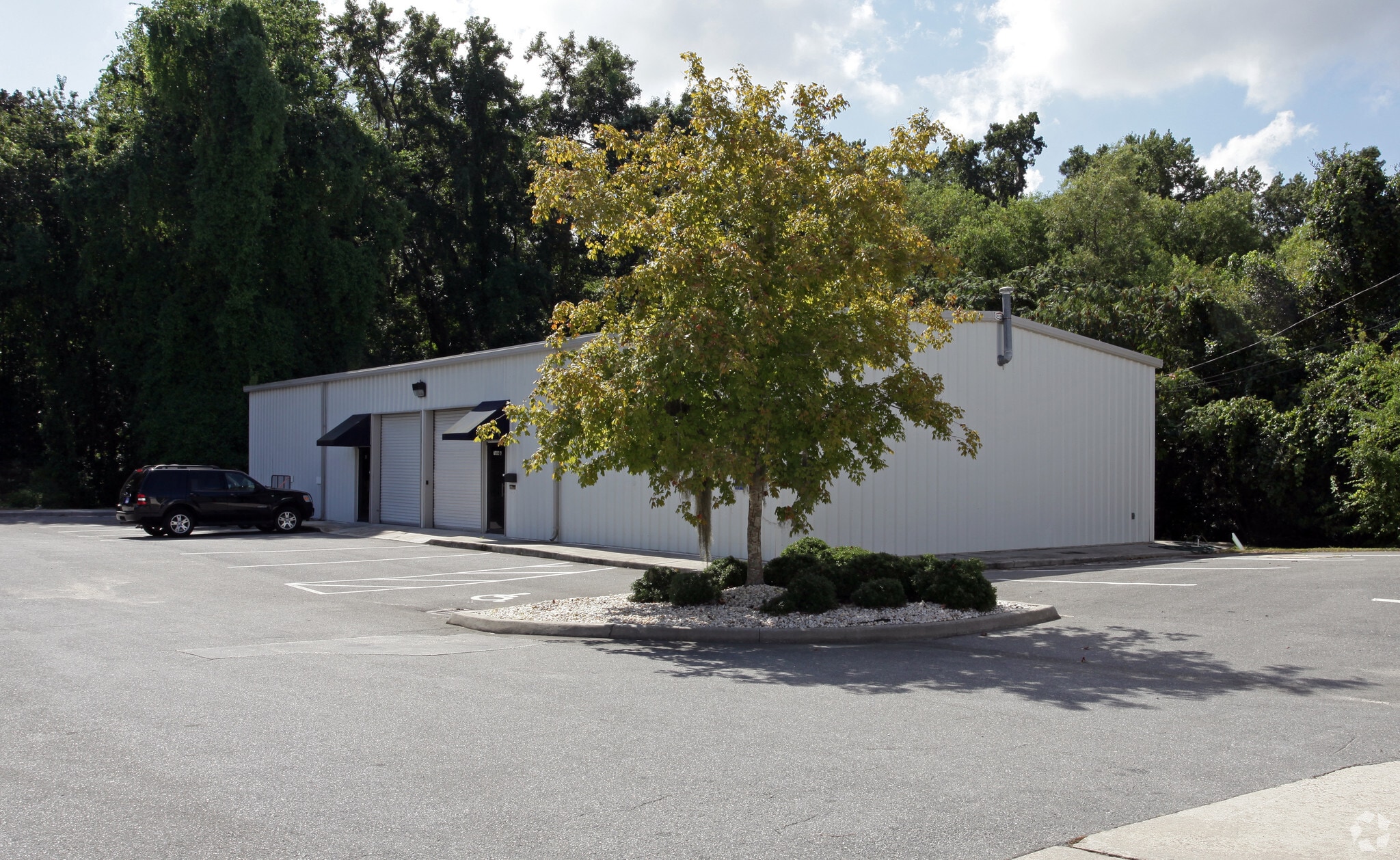 7604A Waters Ave, Savannah, GA for Rent