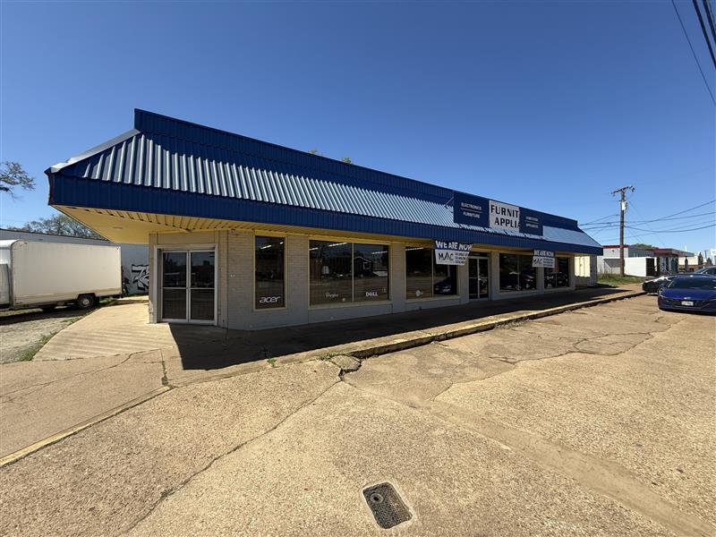 1404 W Gentry Pky, Tyler, TX for Sale