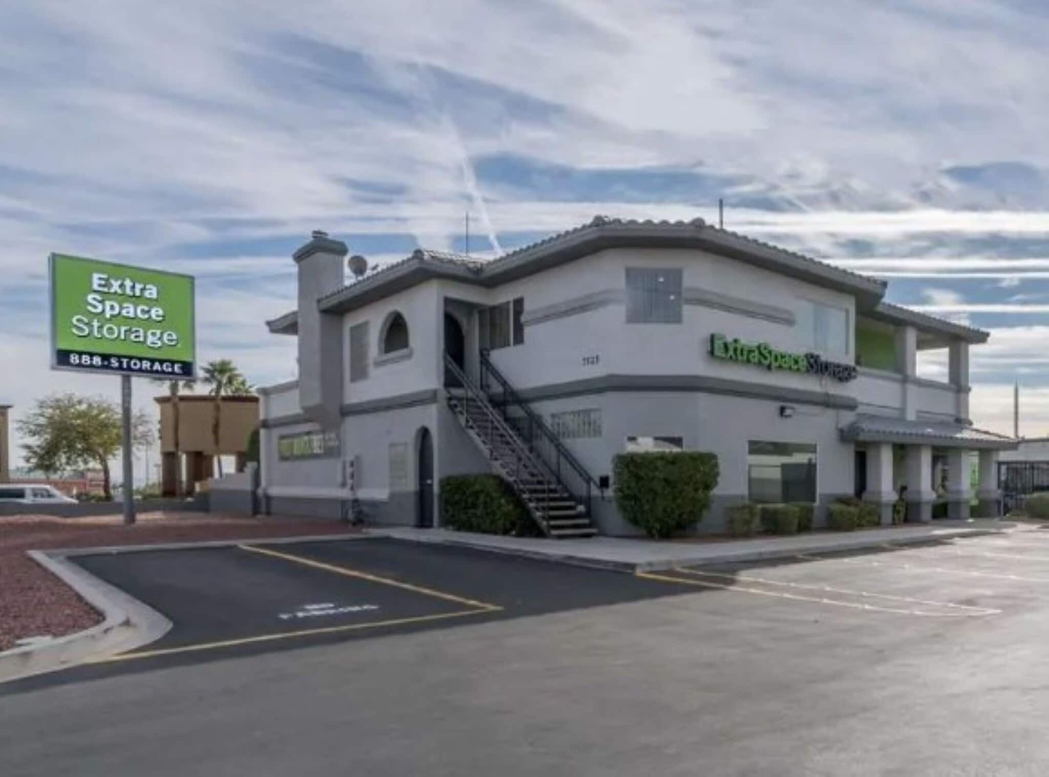 7525 W Sahara Ave, Las Vegas, NV for Rent