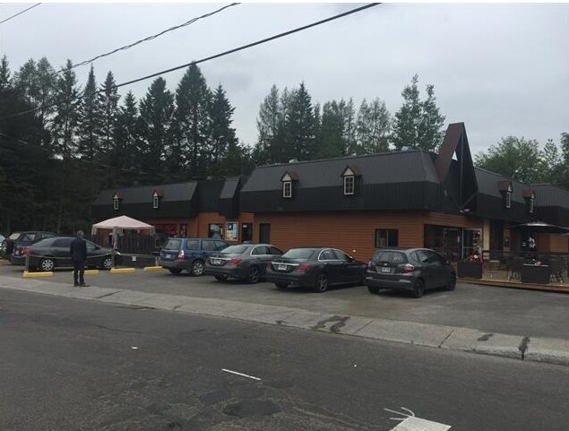 1985 Ch Du Village, Saint-adolphe-d'howard, QC for Sale