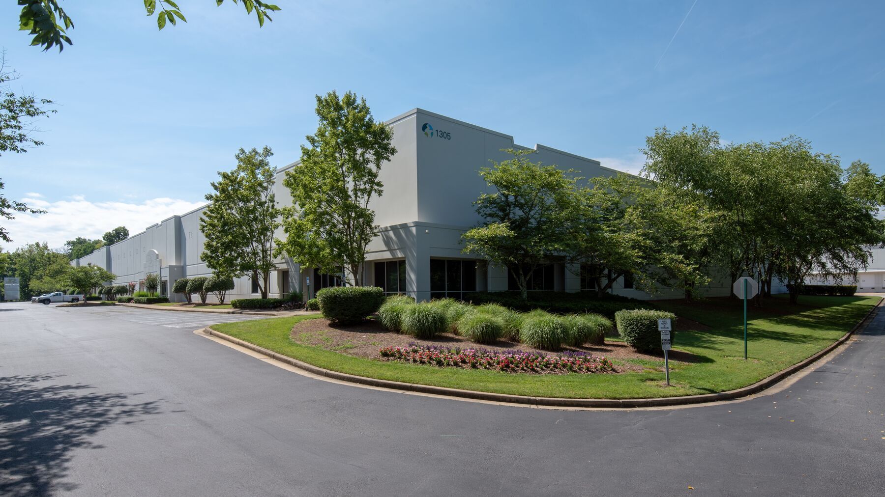 1305 Chastain Rd NW, Kennesaw, GA for Rent