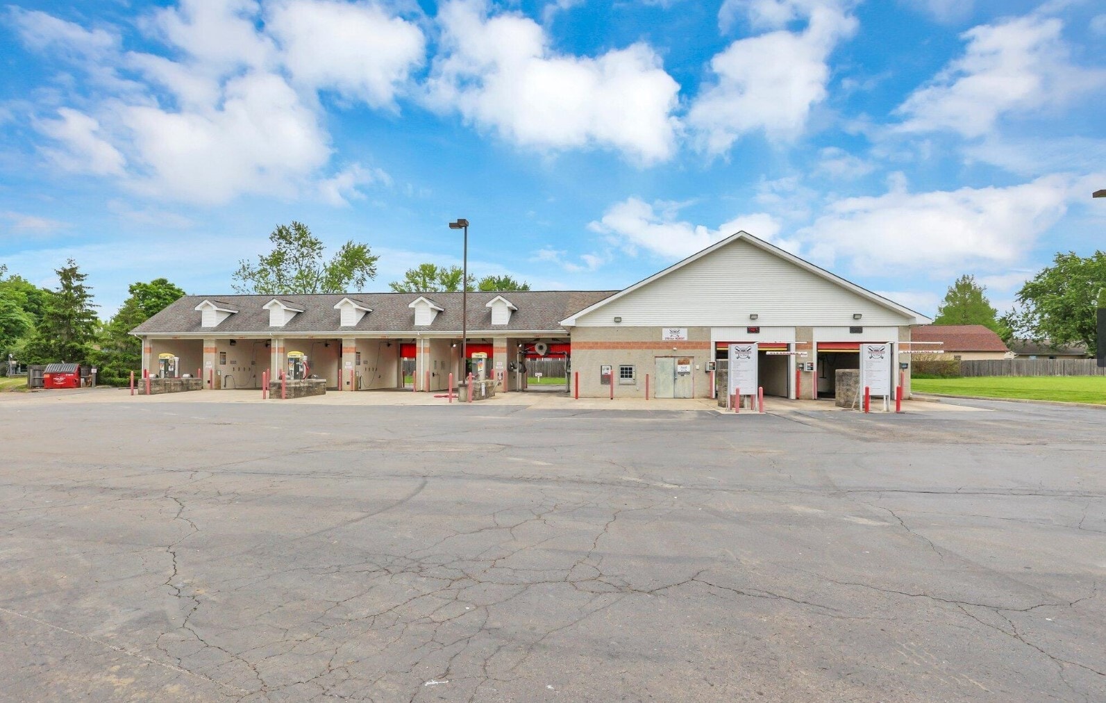 450 W Waterloo St, Canal Winchester, OH for Sale