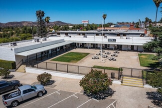 Banning, CA Retail - 1170 W Ramsey St