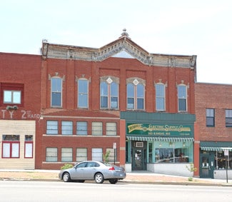 Topeka, KS Retail - 303 S Kansas Ave
