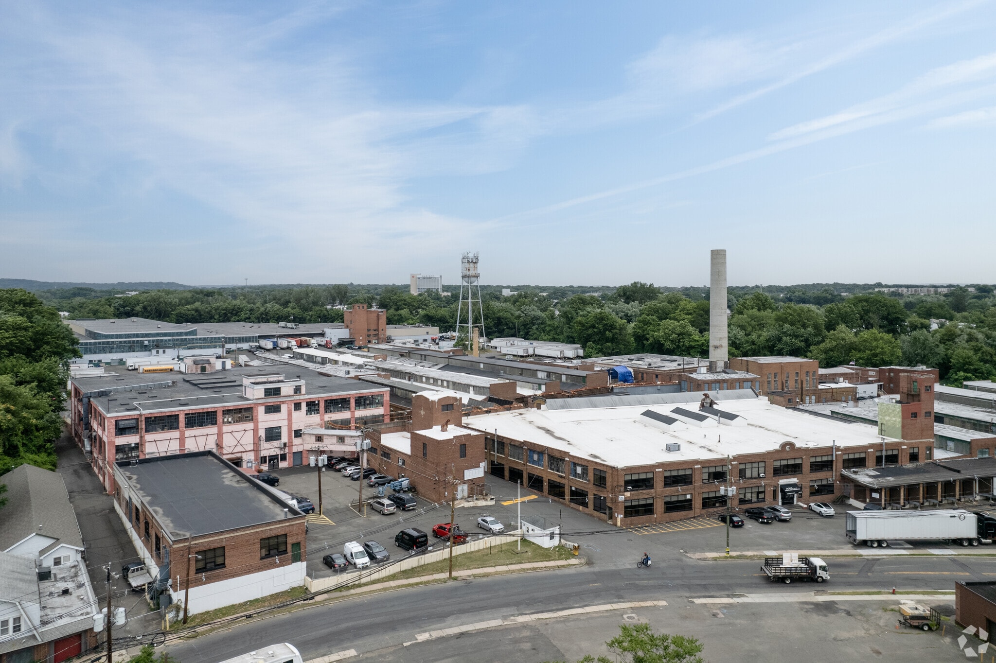20-21 Wagaraw Rd, Fair Lawn, NJ for Rent
