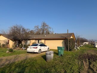 Clovis, CA Residential Land - 3497 Shaw Ave