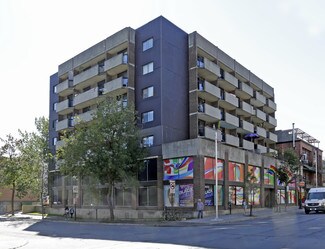 Montréal, QC undefined - 1380-1390 Rue Sainte-Catherine E