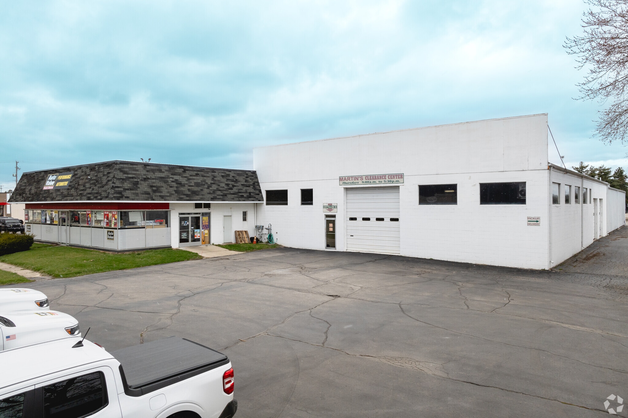 1111 W Chicago Blvd, Tecumseh, MI for Sale
