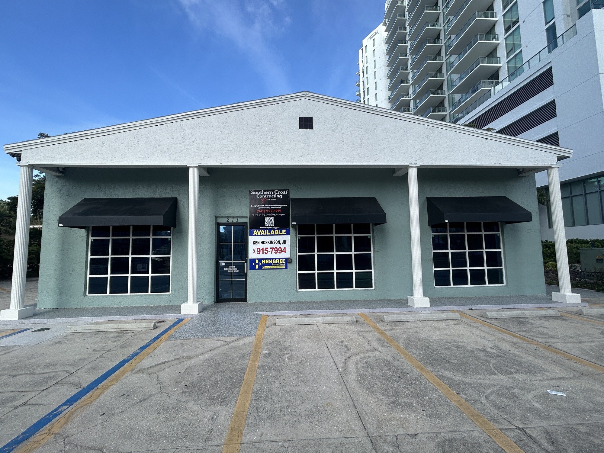 211 N Tamiami Trl, Sarasota, FL for Rent