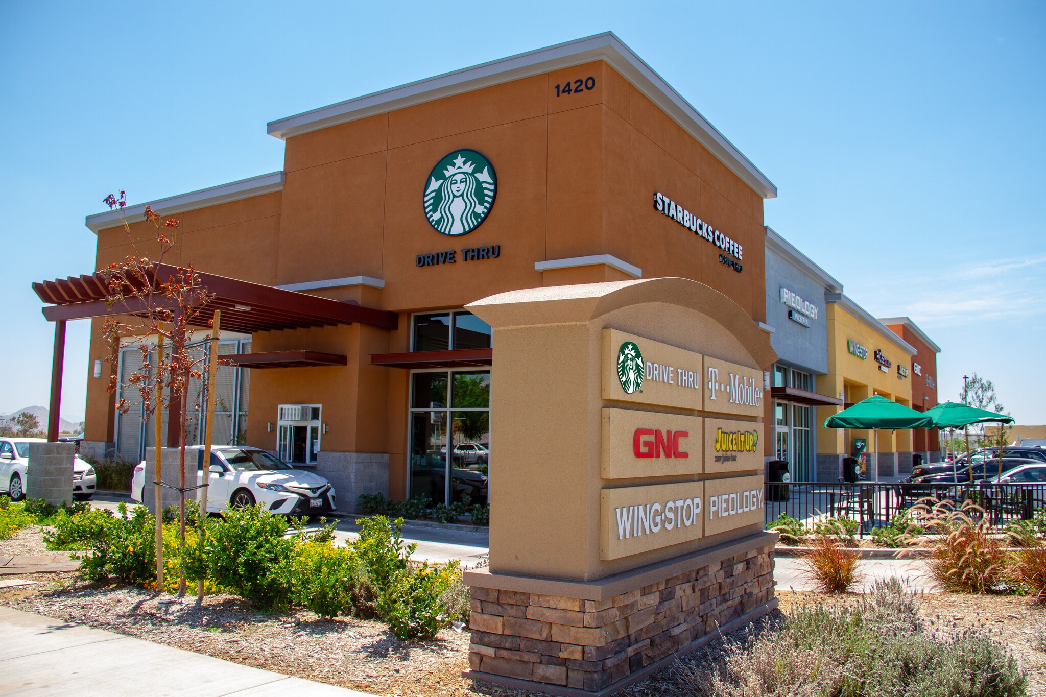 1420 S Riverside Ave, Rialto, CA for Rent
