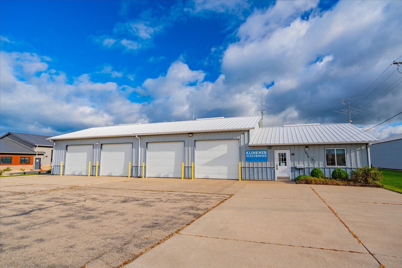 1800 North St, Prairie Du Sac, WI for Sale